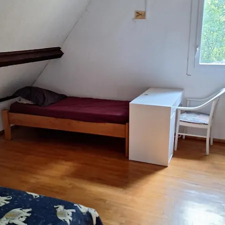 בית נופש Le Petit Domaine En Foret